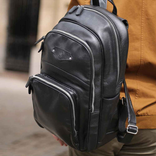 leather backpack black 01